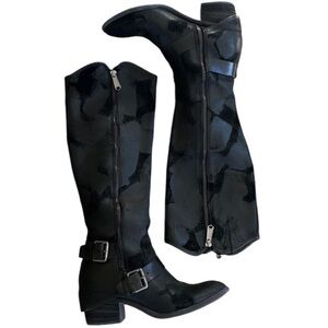 EUC Donald J. Pliner Leather Dela Knee High Boots Black Size 7.5 Retail $398